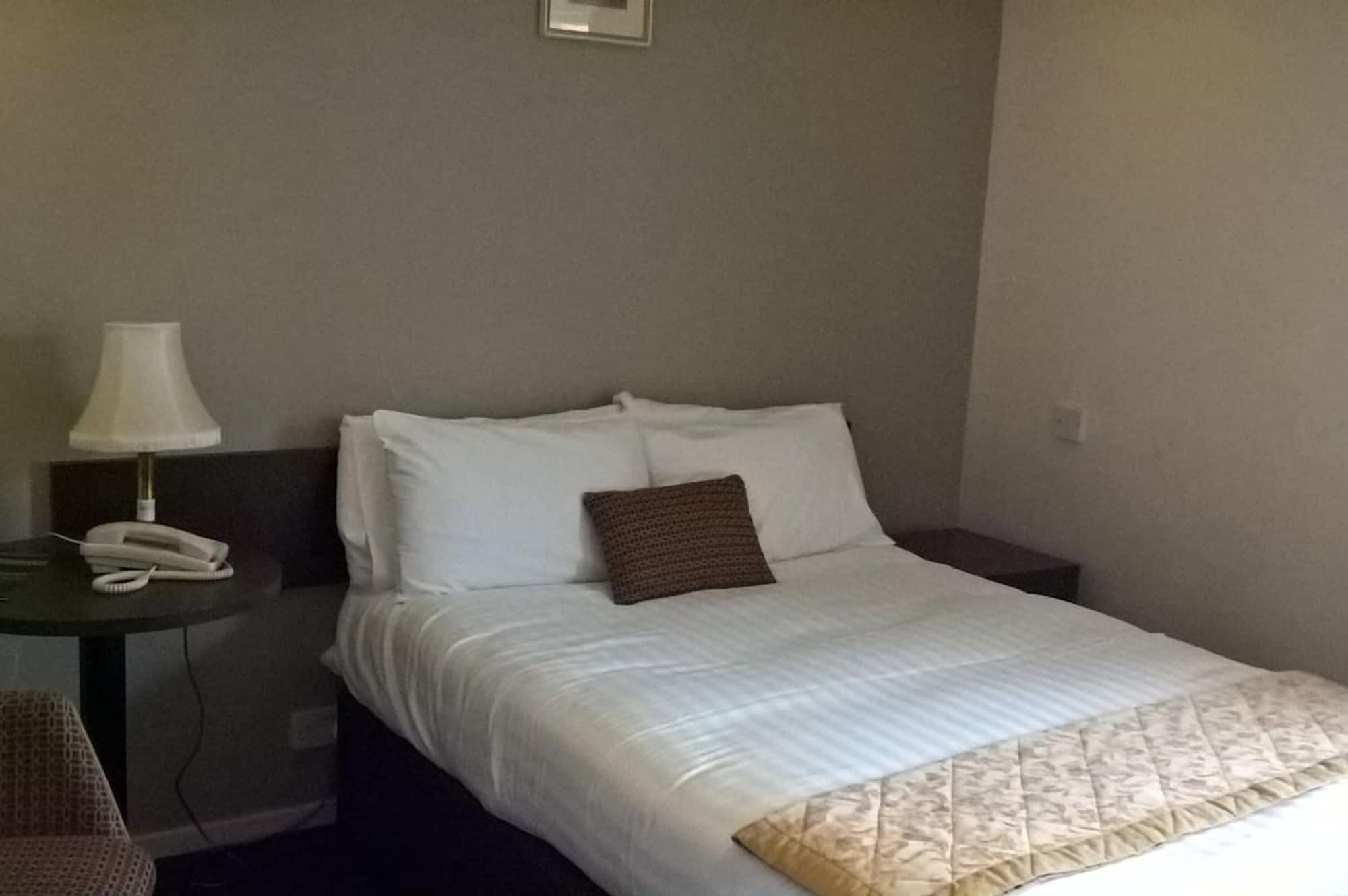 Highlander Hotel 'A Bespoke Hotel' Newtonmore Eksteriør bilde