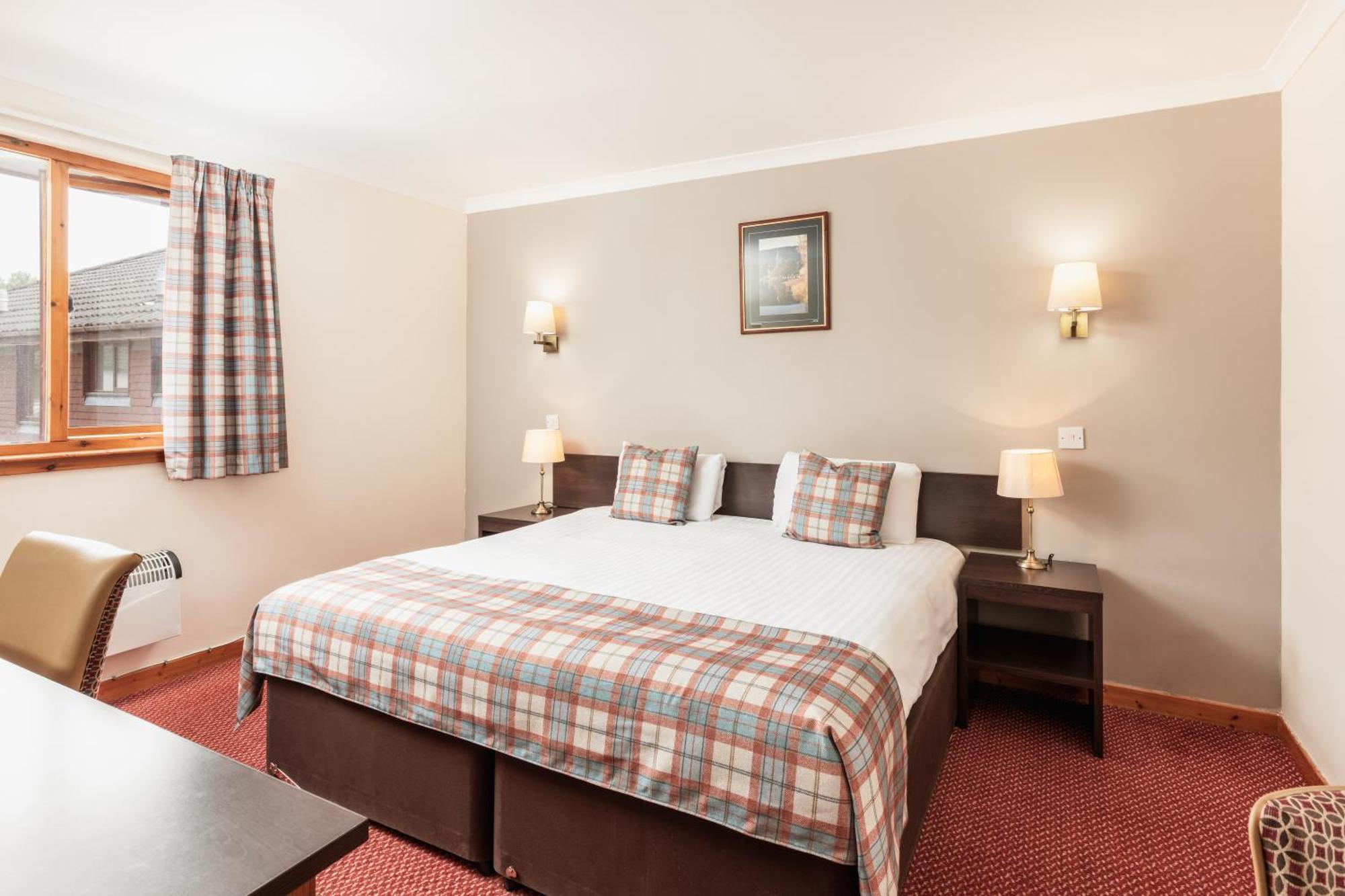 Highlander Hotel 'A Bespoke Hotel' Newtonmore Eksteriør bilde