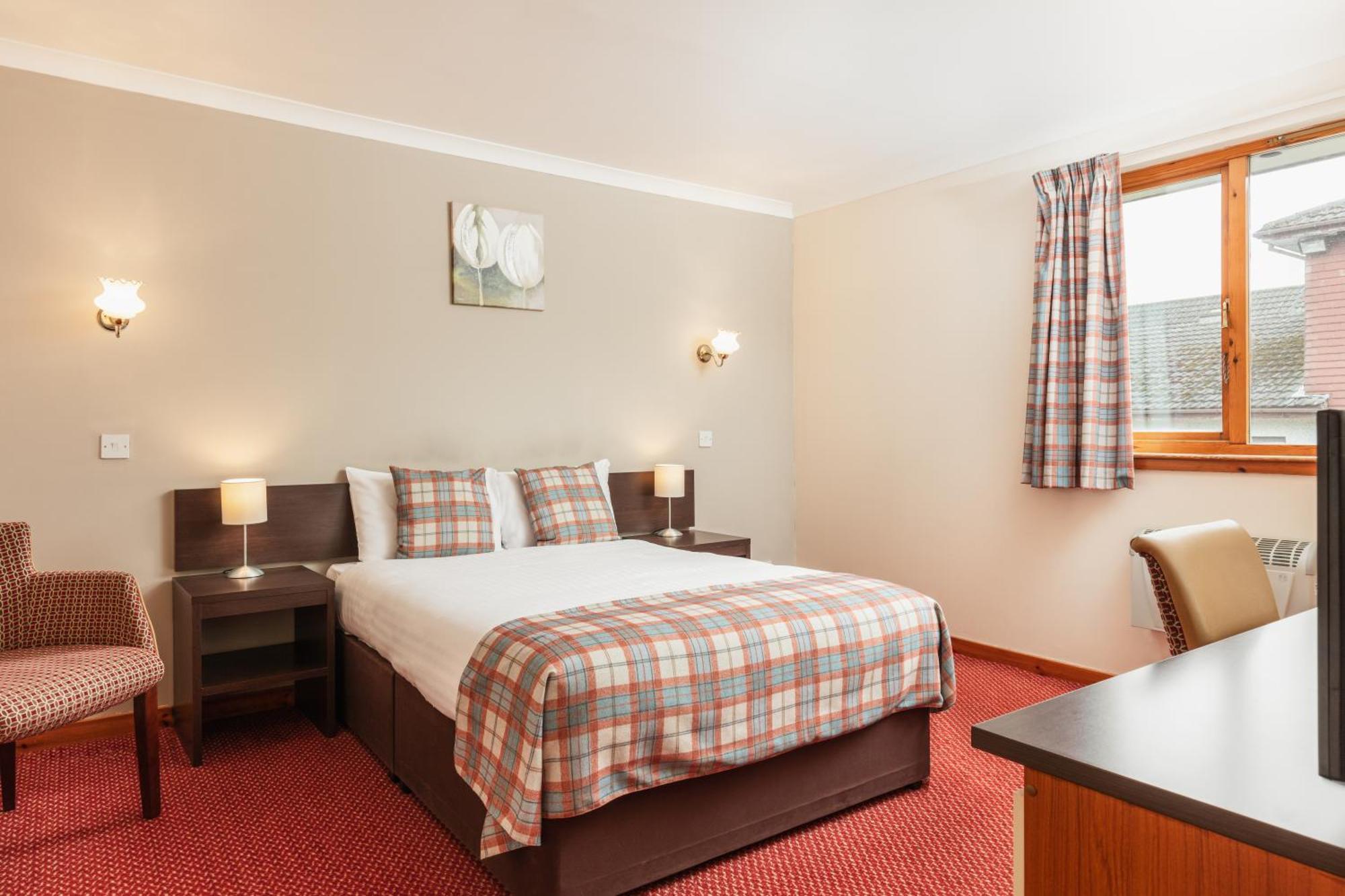Highlander Hotel 'A Bespoke Hotel' Newtonmore Eksteriør bilde
