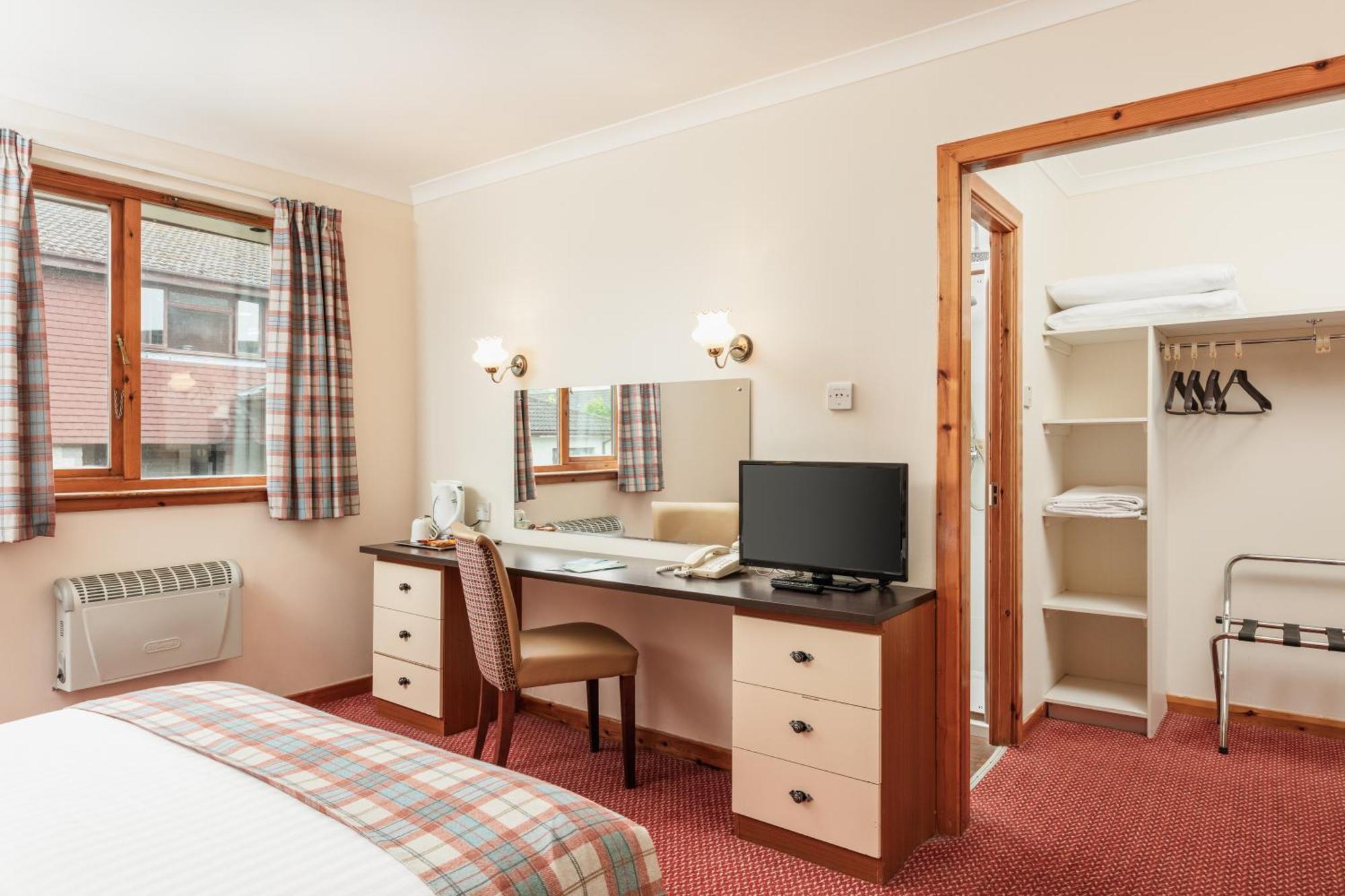 Highlander Hotel 'A Bespoke Hotel' Newtonmore Eksteriør bilde